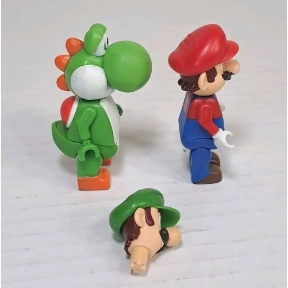 MEGA BLOKS Super Mario Bros Mario Yoshi Luigi Head Mini Figures Toy Parts Lot